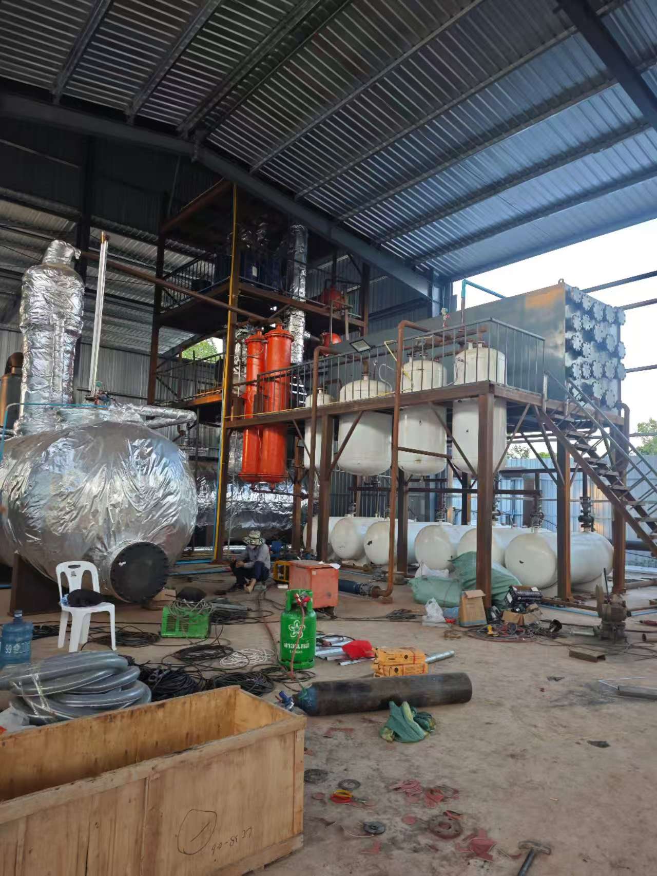 為什么近幾年在印尼做輪胎煉油的中國人很多