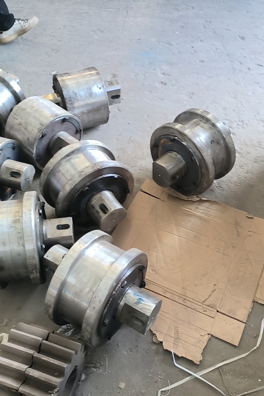 熱解爐用方槽托輪